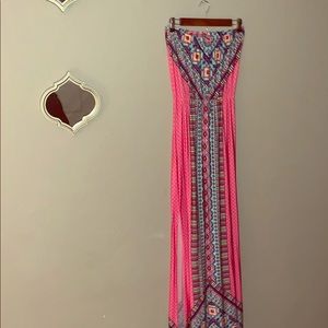 🌺Brightly Colored Maxi Dress🌺